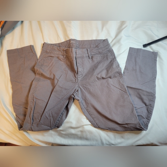 Old Navy pixie pants - Picture 1 of 1